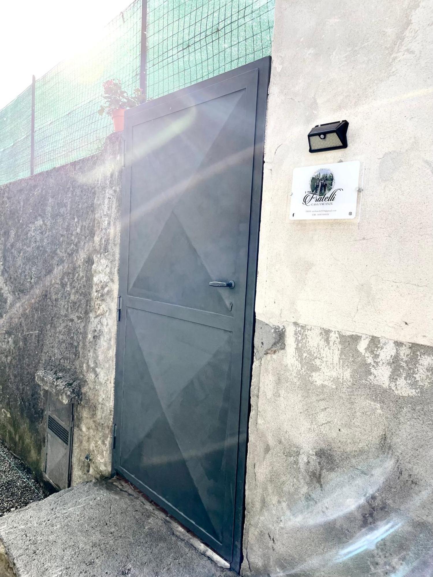 I Tre Fratelli Apartment Vignone Exterior photo